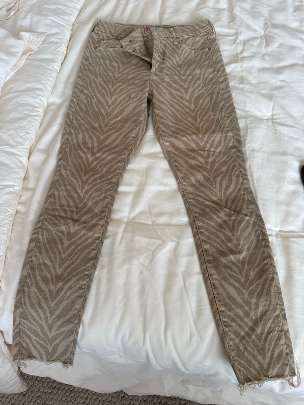 MOTHER Taupe Zebra-Print Skinny Jeans